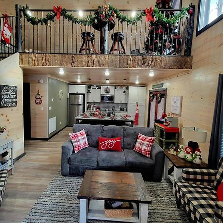 Lil Cabin In The Cove! Mtn Views, Theater, Hot Tub, Games, King Beds, Prime Location! Sevierville Eksteriør bilde