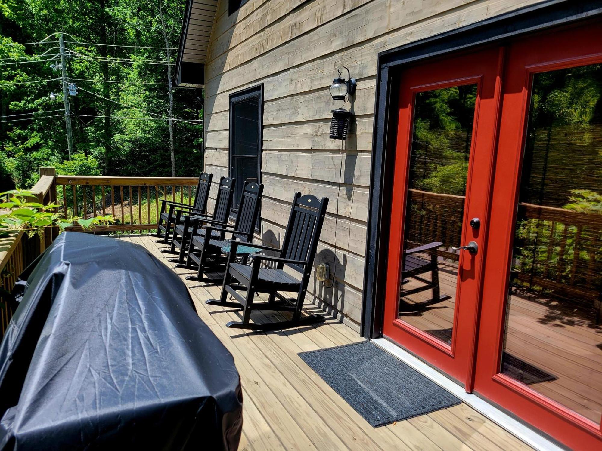Lil Cabin In The Cove! Mtn Views, Theater, Hot Tub, Games, King Beds, Prime Location! Sevierville Eksteriør bilde
