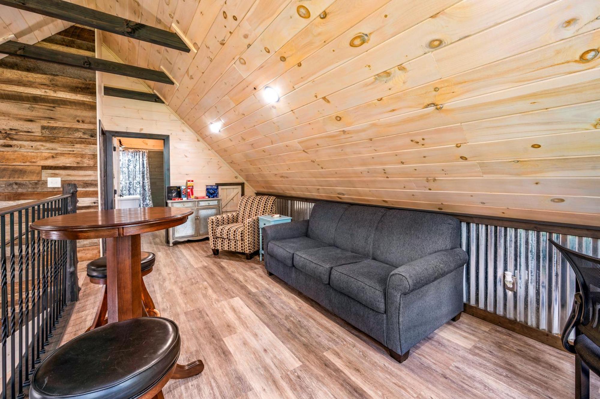 Lil Cabin In The Cove! Mtn Views, Theater, Hot Tub, Games, King Beds, Prime Location! Sevierville Eksteriør bilde