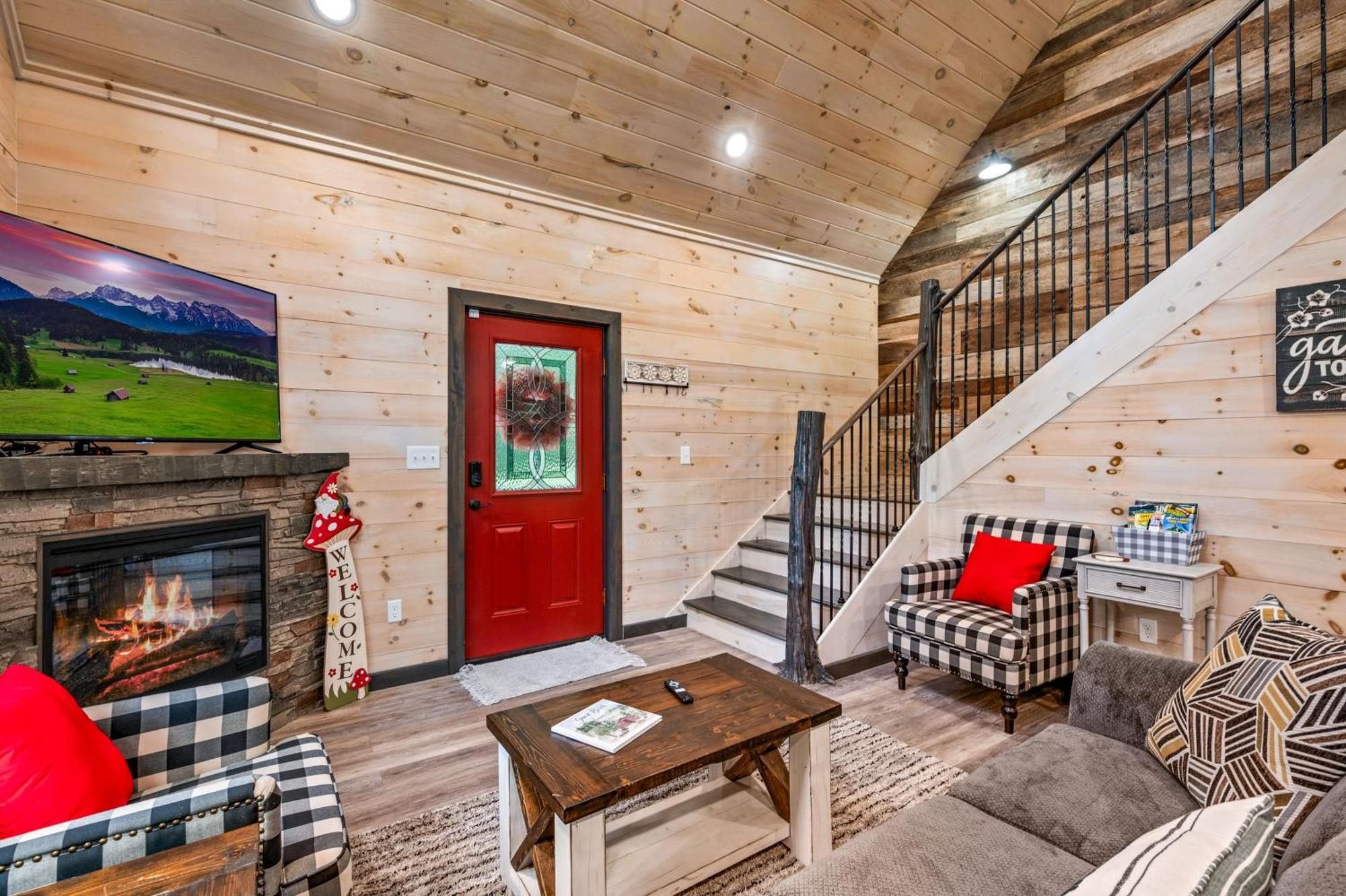 Lil Cabin In The Cove! Mtn Views, Theater, Hot Tub, Games, King Beds, Prime Location! Sevierville Eksteriør bilde