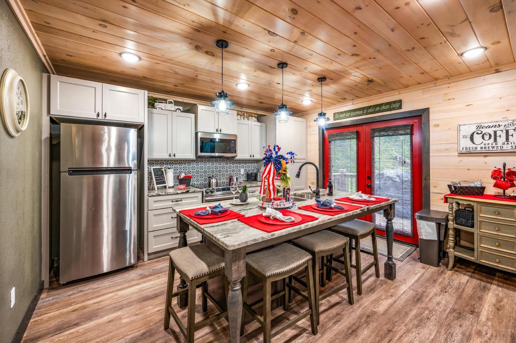 Lil Cabin In The Cove! Mtn Views, Theater, Hot Tub, Games, King Beds, Prime Location! Sevierville Eksteriør bilde