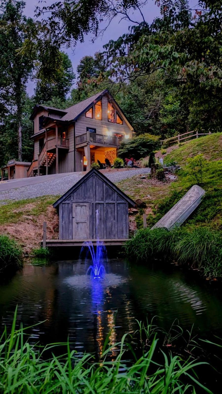 Lil Cabin In The Cove! Mtn Views, Theater, Hot Tub, Games, King Beds, Prime Location! Sevierville Eksteriør bilde