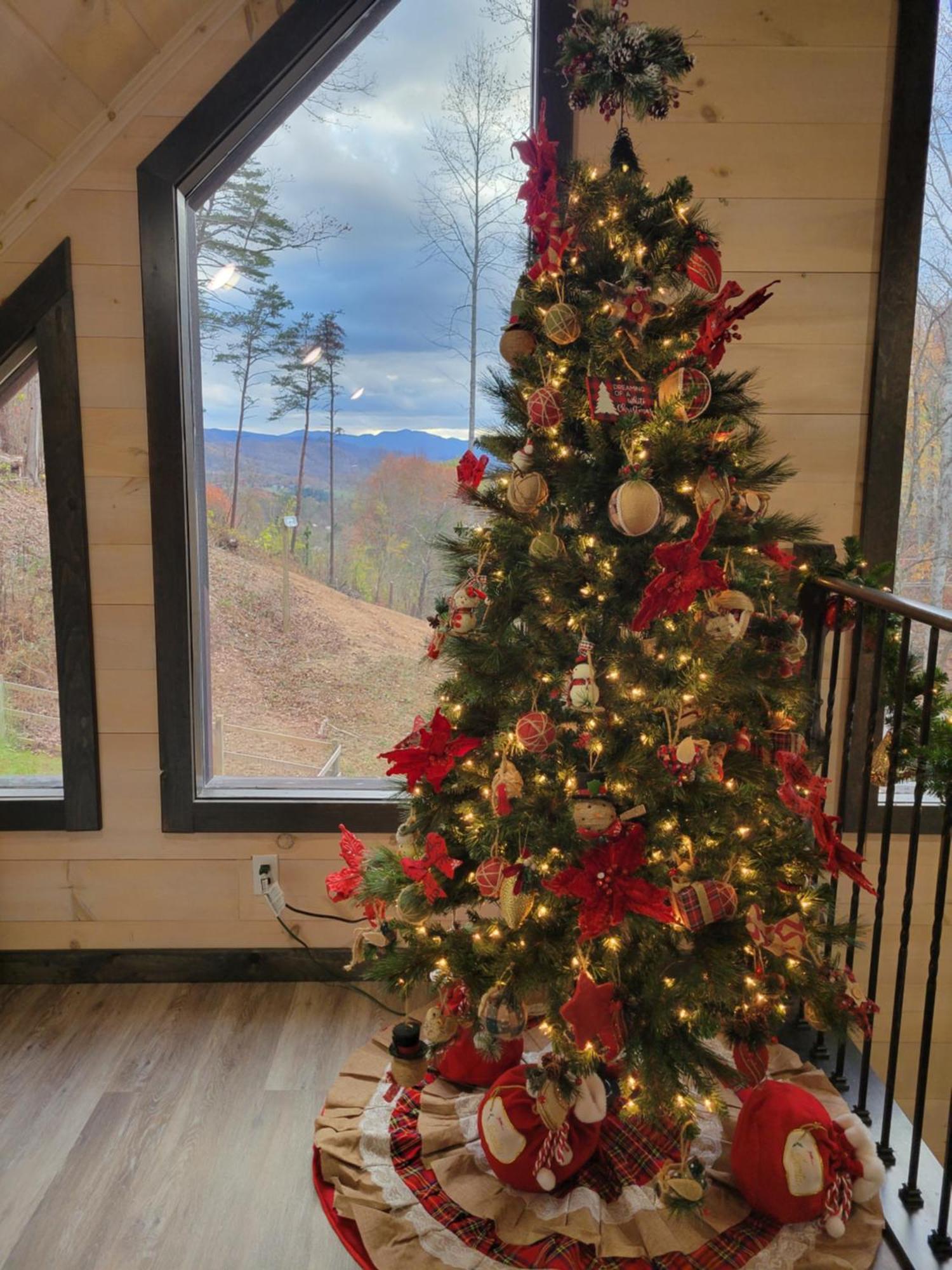 Lil Cabin In The Cove! Mtn Views, Theater, Hot Tub, Games, King Beds, Prime Location! Sevierville Eksteriør bilde